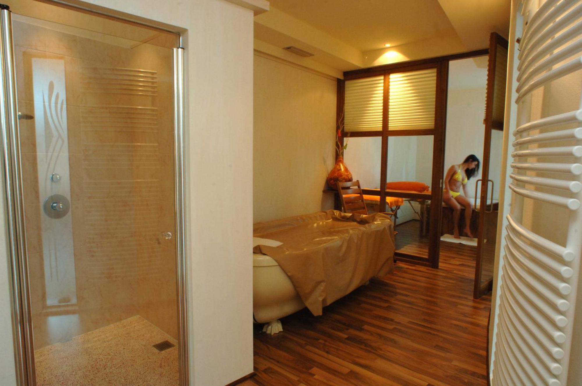 Berghotel Miramonti Tesero Luaran gambar